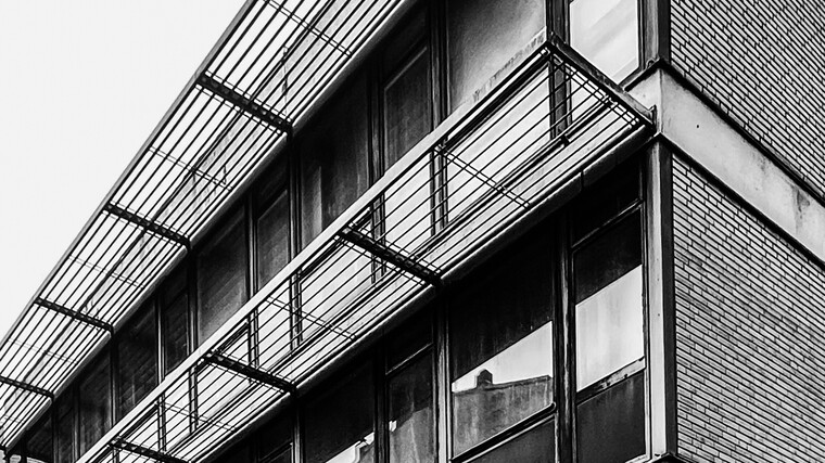 Instandsetzung - Rechenzentrum Universität Hamburg